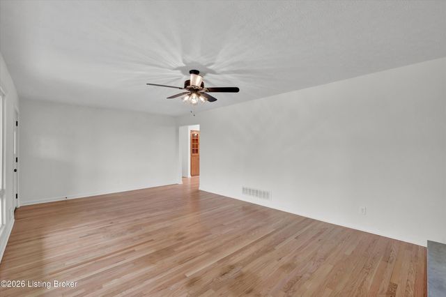 334 S Bardstown Rd, Mt Washington, KY 40047