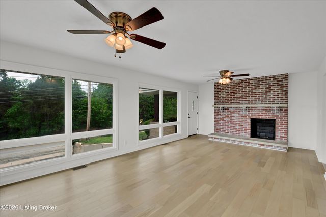 334 S Bardstown Rd, Mt Washington, KY 40047