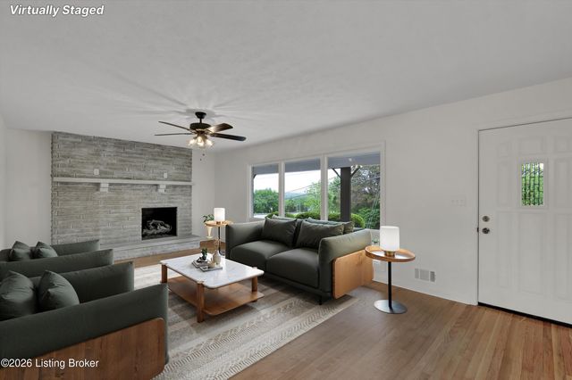 334 S Bardstown Rd, Mt Washington, KY 40047