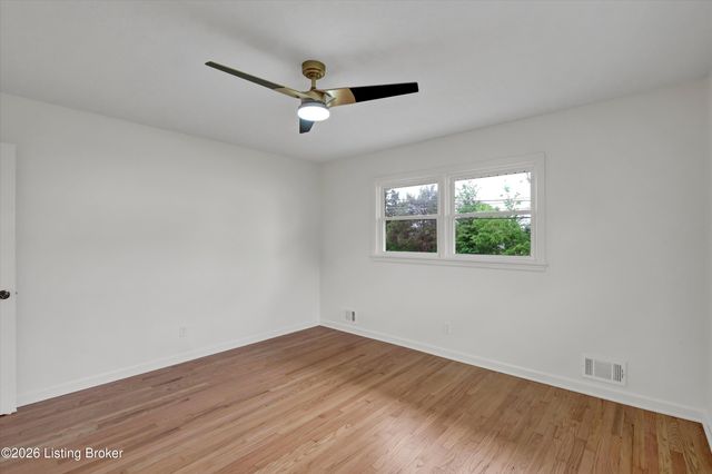 334 S Bardstown Rd, Mt Washington, KY 40047