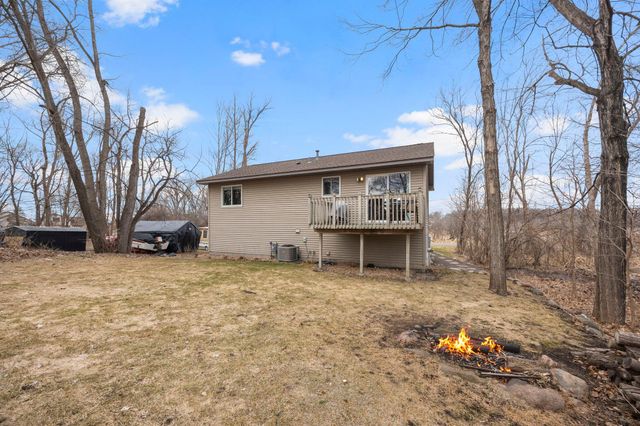 7723 N Shore Circle N, Forest Lake, MN 55025