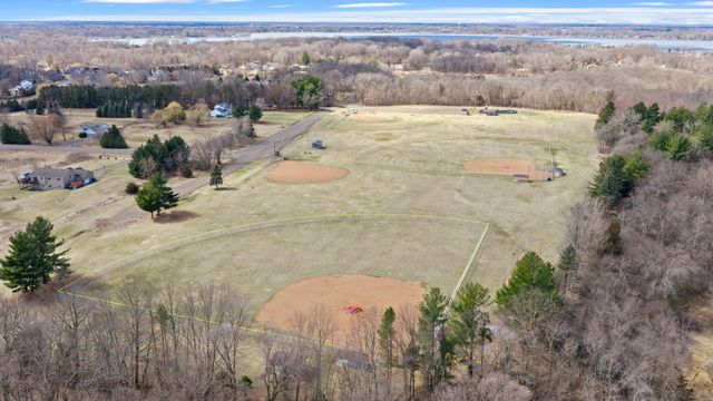 7723 N Shore Circle N, Forest Lake, MN 55025