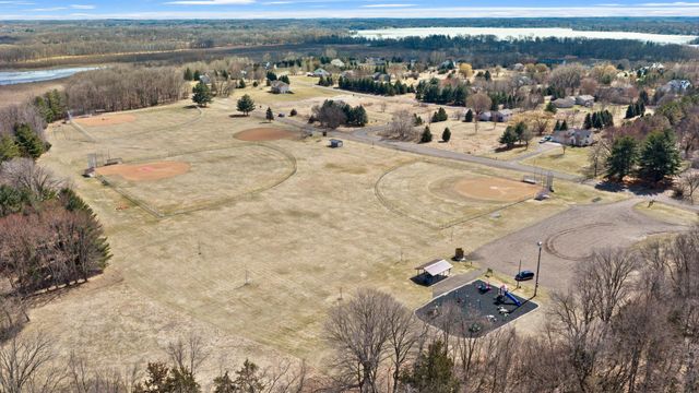 7723 N Shore Circle N, Forest Lake, MN 55025