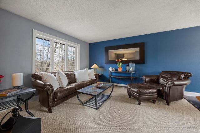 7723 N Shore Circle N, Forest Lake, MN 55025