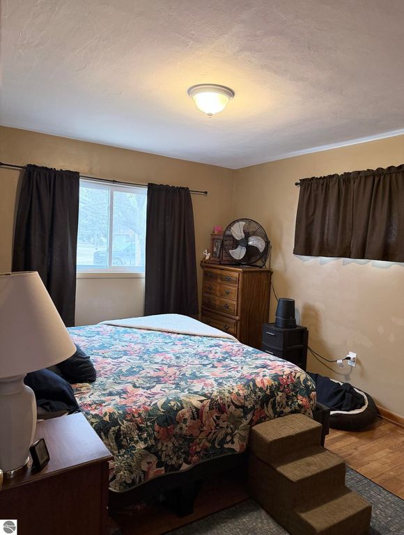 Image 9 of property listing at 516 Yale Avenue, Alma, MI 48801