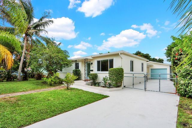 222 Bayberry Drive, Lake Park, FL 33403