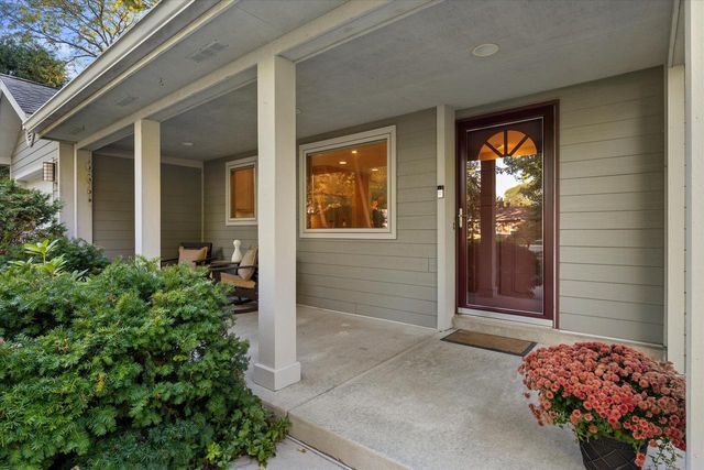 7635 N Bell ROAD, Fox Point, WI 53217