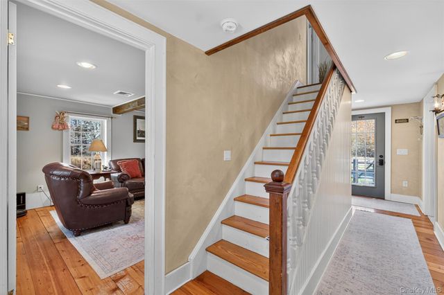 321 Burnt Meadow Road, Gardiner, NY 12525