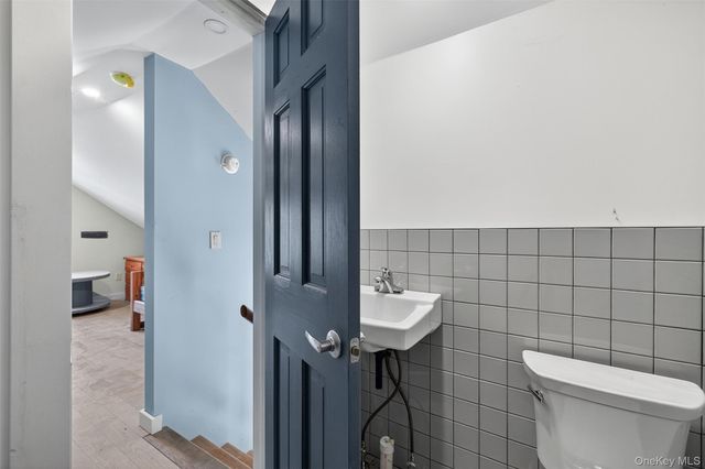 321 Burnt Meadow Road, Gardiner, NY 12525