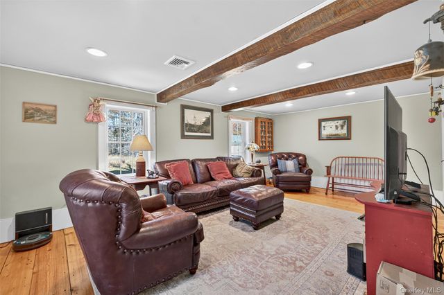 321 Burnt Meadow Road, Gardiner, NY 12525