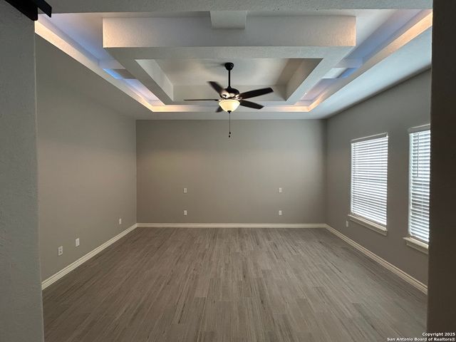 108 Estates Dr, La Vernia, TX 78121