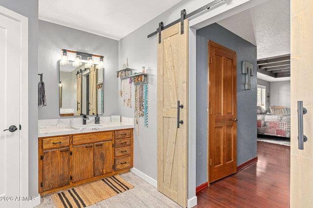 1825 E ELMWOOD Street, Mesa, AZ 85203