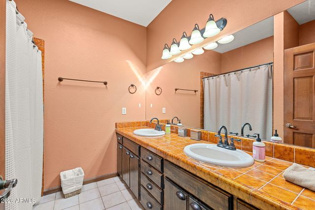 1825 E ELMWOOD Street, Mesa, AZ 85203