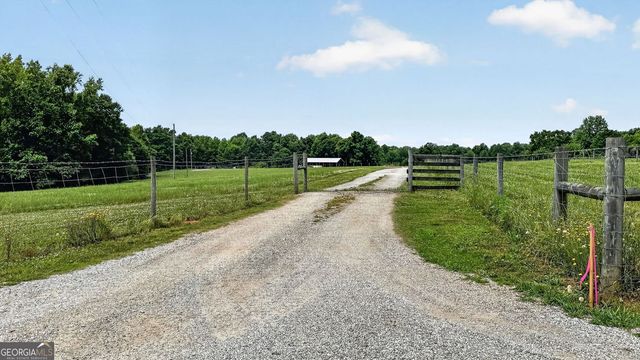454 Tom Bell Road, Milner, GA 30257