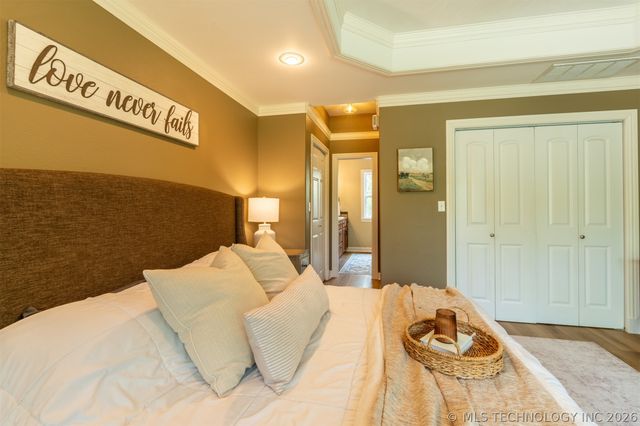 6562 E 563 Road, Locust Grove, OK 74352