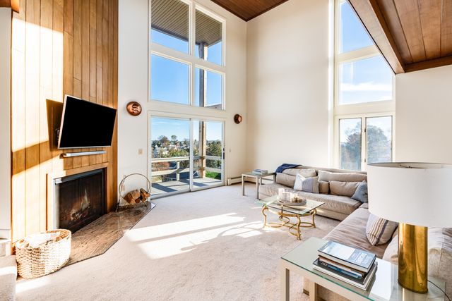 70 Prospect Hill Road, Groton, CT 06340