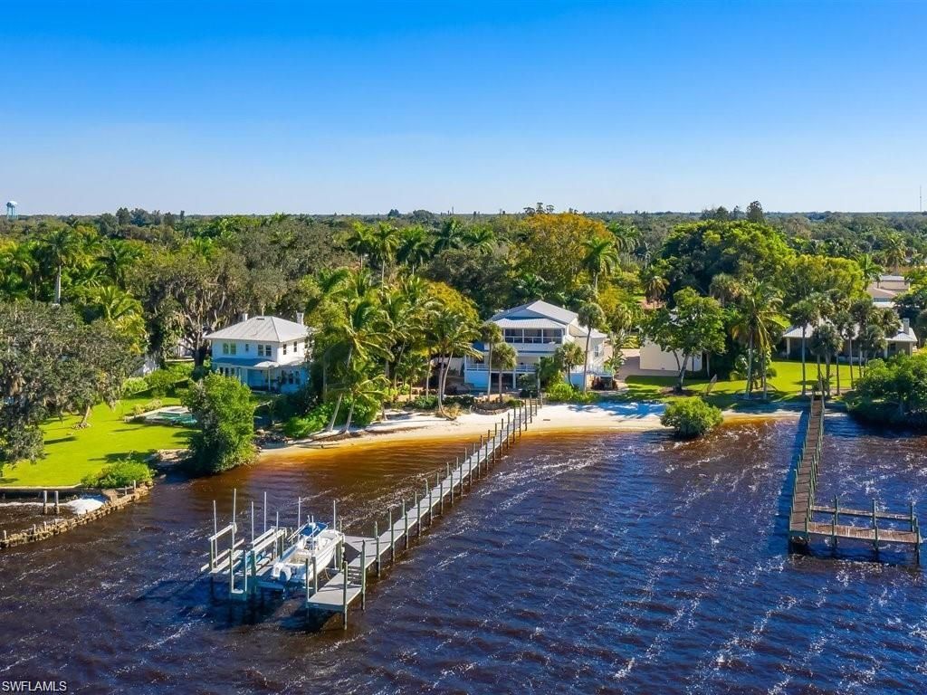 100 FAIRVIEW AVE, FORT MYERS, FL 33905 — photo 4