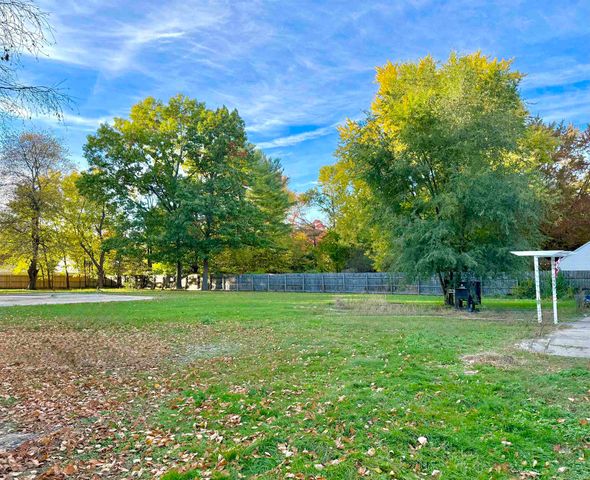 1719 Maplehurst Avenue, Mishawaka, IN 46545