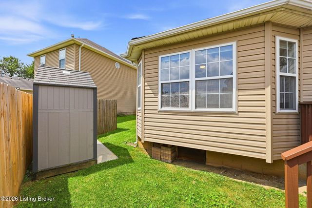 4109 Pacelli Pl, Louisville, KY 40245