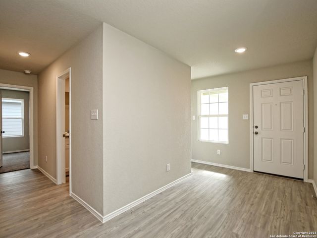 9715 Littleton Grist, San Antonio, TX 78254