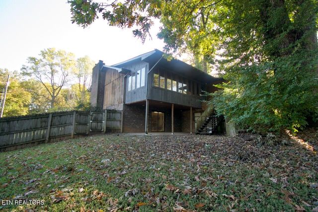 927 Oxford Hills Drive, Maryville, TN 37803