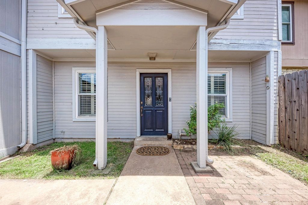 7917 Parliament PL, Austin, TX 78759
