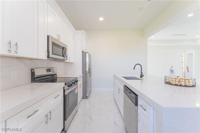 1407 NE 5th AVE, Cape Coral, FL 33909