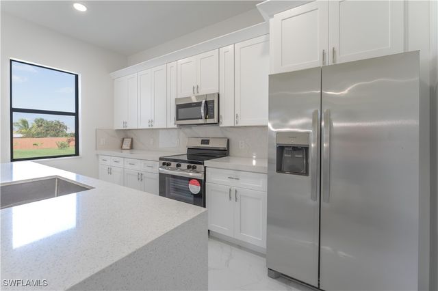 1407 NE 5th AVE, Cape Coral, FL 33909
