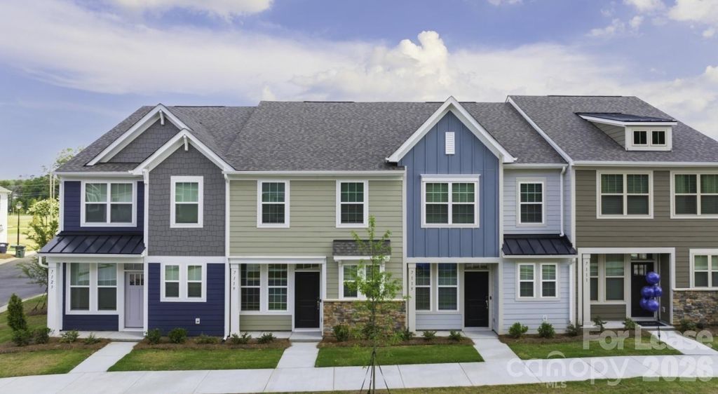 17112 Birchwood Farm Road Windsor, Pineville, NC 28134