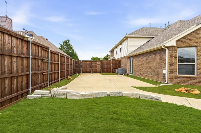 5115 Live Oak Drive, Sachse, TX 75048