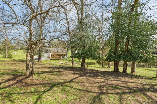 152 Cranwill Dr, Hendersonville, TN 37075