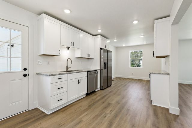 152 Cranwill Dr, Hendersonville, TN 37075