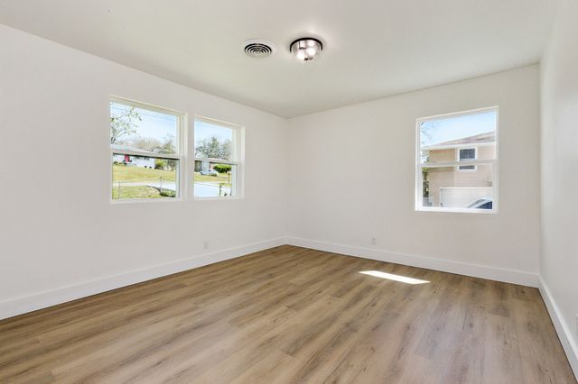 152 Cranwill Dr, Hendersonville, TN 37075