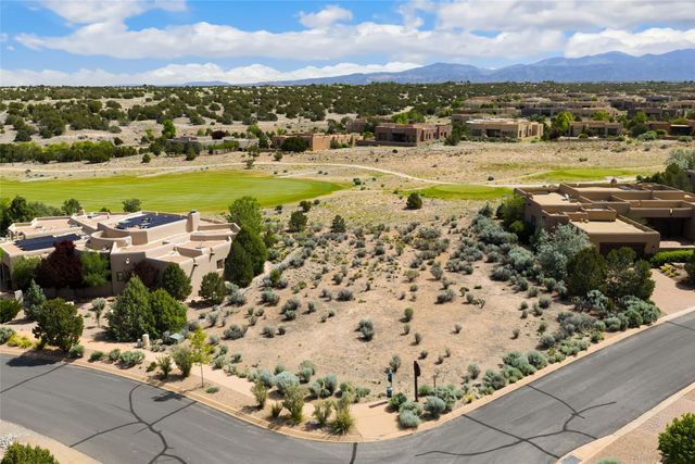 19 Tecolote Circle, Santa Fe, NM 87506