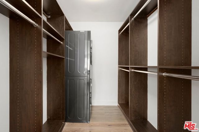 1121 N Olive Drive 102, West Hollywood, CA 90069