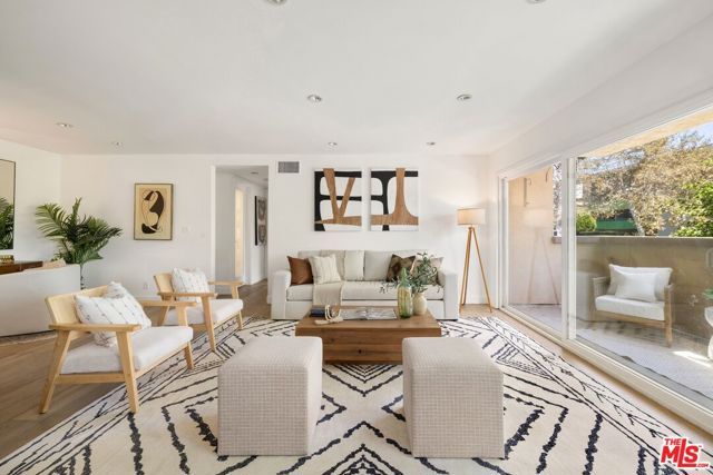 1121 N Olive Drive 102, West Hollywood, CA 90069