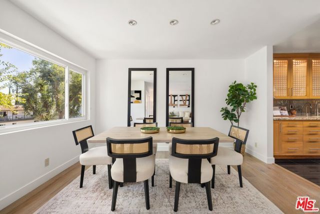 1121 N Olive Drive 102, West Hollywood, CA 90069