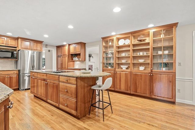 6 Olde Meetinghouse Road, Westborough, MA 01581