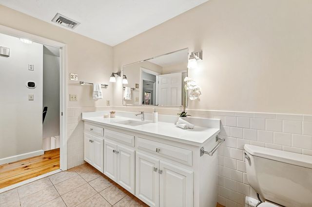 6 Olde Meetinghouse Road, Westborough, MA 01581