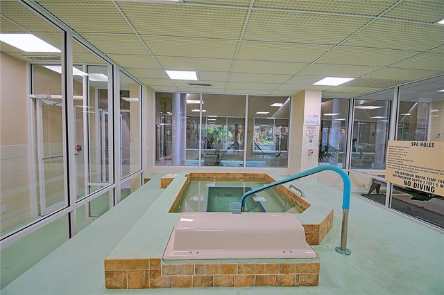 4 OCEANS WEST BOULEVARD 406A, Daytona Beach, FL 32118