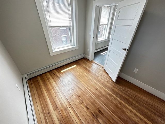 1284 Commonwealth Ave. 5, Boston, MA 02134