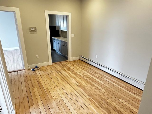 1284 Commonwealth Ave. 5, Boston, MA 02134