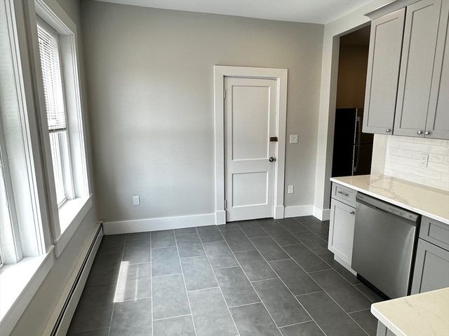1284 Commonwealth Ave. 5, Boston, MA 02134