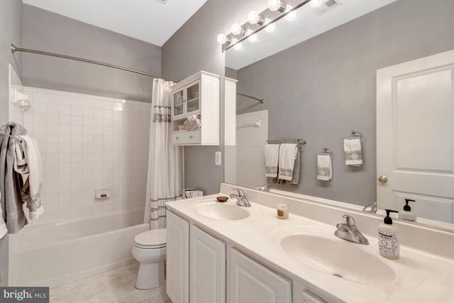 13004 THORPE PARK CT, Bristow, VA 20136