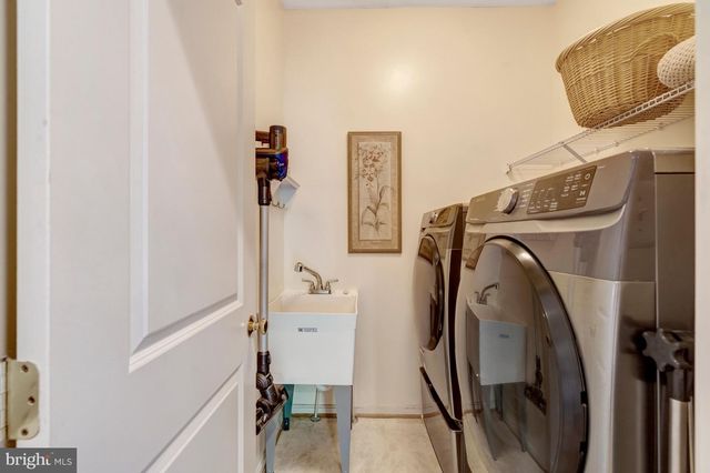 13004 THORPE PARK CT, Bristow, VA 20136
