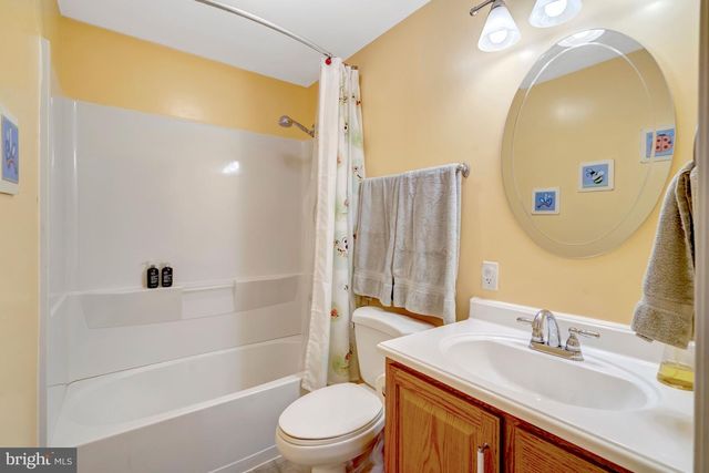 13004 THORPE PARK CT, Bristow, VA 20136