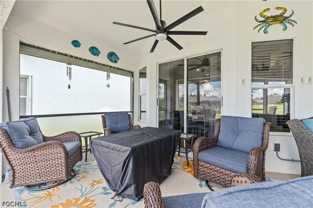 17761 Pineapple Palm CT, North Fort Myers, FL 33917