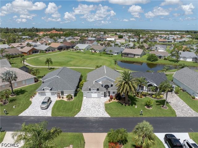 17761 Pineapple Palm CT, North Fort Myers, FL 33917