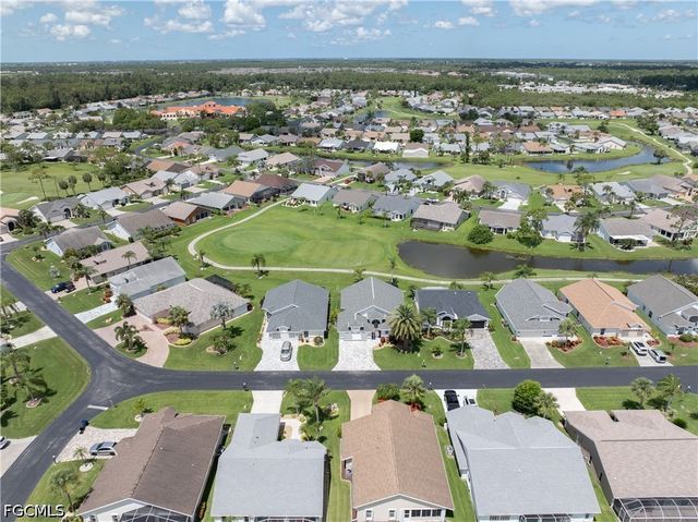 17761 Pineapple Palm CT, North Fort Myers, FL 33917