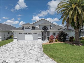 17761 Pineapple Palm CT, North Fort Myers, FL 33917
